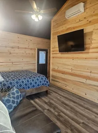 Private Cabin Full Kitchen 1