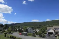 Spacious Family Friendly PSU Alumni Home Hotels in Benner Township