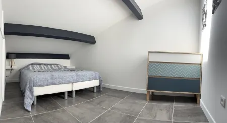 Appartement Cosy à Martigues Отели в г. Пор-де-Бук