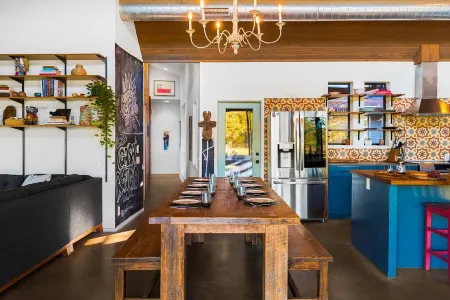 New Pool, Fire Pit, Grill, Ping Pong, Views on Stunning 5-Acre Retreat!