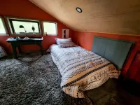 Cabin 85 - 2bd rooms w/ 2 lofty chic spaces