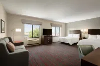 Hampton Inn & Suites Phoenix Glendale-Westgate Hotels near Apple Arrowhead