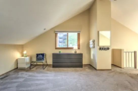 Mtn Creek Resort Condo - Mountain Bike, Hike, Golf, Swim, Legoland, NYC 1 Hour ヴァーノン・タウンシップのホテル