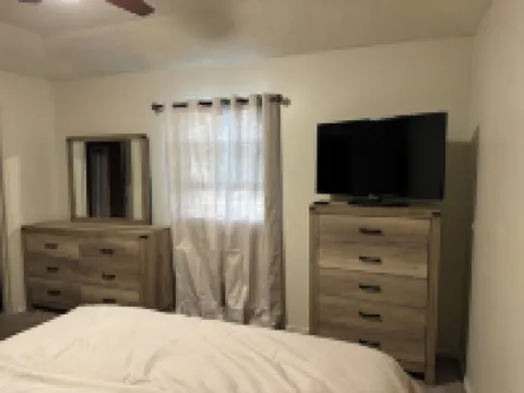 Entire 4BR 2 BA Home with Pool Near Space X , LNG & SPI