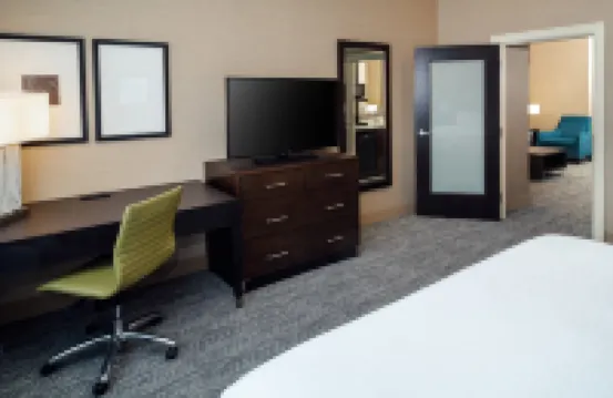 Embassy Suites by Hilton St. Louis Downtown Hotel a 