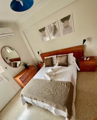 Cozy Apartment Next to Center Hotels in Macarena