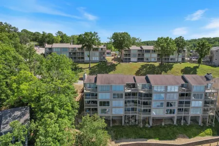 Lakefront Stargazer - Fireplace - Desk - King & Queen Beds - Stunning Views