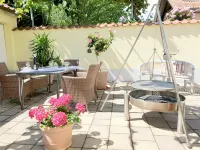 Our guest house 'wine paradise', at the sea of ​​vines is ideal for relaxing holidays Hotels in Hochstadt