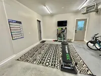 New Const Stowe Modern Sleeps 8. View: Mt Mansfield & River! Private, EV Charger 스토 호텔