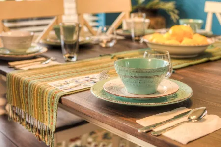 Gorgeous Home-w/fire pit!  7 miles to the beach-Longest fishing pier in the Gulf