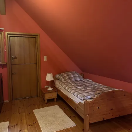 Lower Saxony warehouse with a cozy country house atmosphere for up to 6 people
