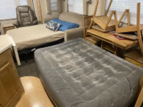 Betsie  - Excellent 35Ft RV Camper in the Woods  Fire Pit & Hot Tub Access