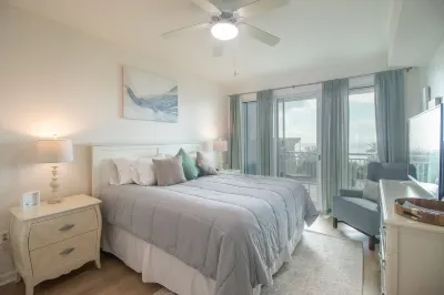 Tranquil Beach Front 2Bed 2Bath Condo with Large Patio - Family Friendly