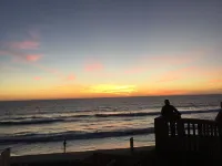 Walk to the Beach, Walk to Restaurants, Pubs and Music