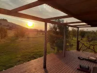 Deep Earth Sanctuary: Rustic Elven Tiny House Hotels in Creswick