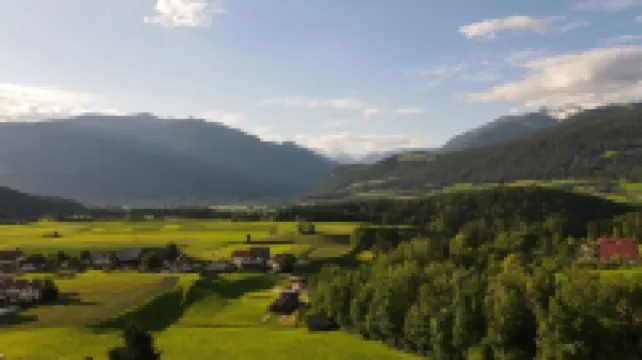 Traum-ferienwohnung mit Dachterrasse & Tollem Ausblick, Cron4 Schwimmbad & Sauna