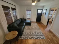 Blanche's Bungalow Hotels in Graham