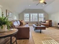 Hilltop House Hotels in Litchfield