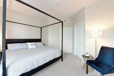 Happy Haven: Spacious 1 Bedroom Отели рядом с достопримечательностью «Marina del Rey Harbor»