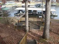 NEW LISTING Lake view cabin, close to Captain Ron's Resort, Lake of the Ozarks