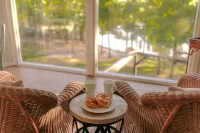 Keowee Lakefront 🛶 dock, canoe, kayaks, and more!