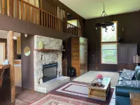 Newly Renovated Barn in Bellevue - Close to Sandusky and Lake Erie activities!