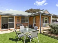 2 Bedroom Unit - Short Walk To The Beach - Pet Friendly Отели рядом с достопримечательностью «BIG4 Ingenia Holidays Queenscliff Beacon»