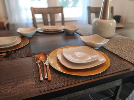 Minutes to Redwoods and Short Walk to Ocean - 4/Bdr. Home - The Modern Vintage