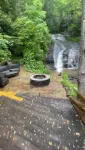 Hidden Gem Falls, The Rainforest Waterfall Retreat with creekside fire pit!!🔥