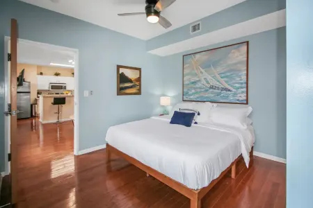 Exquisite Top Floor Condo in the Heart of Downtown Indy