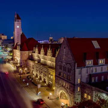St. Louis Union Station Hotel, Curio Collection by Hilton