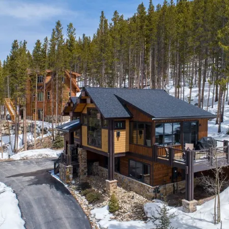 Breathtaking Views in Secluded Luxury Cabin in Breckenridge
