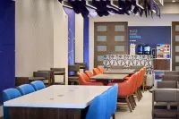 Holiday Inn Express HAMILTON - UPPER JAMES by IHG - Desayuno