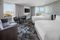 Renaissance Daytona Beach Oceanfront Hotel - balcony