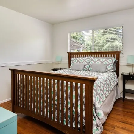 Cozy All Hardwood Home w Private Pool Near Enloe & Csuc