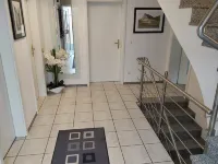 Holiday home Eifel National Park 160m2 슈라이덴 호텔