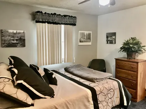 The Gray Escape Steps away from Lake Margrethe