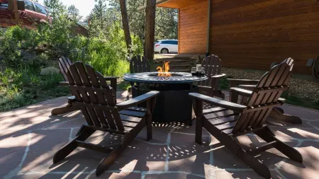 Family Gathering Home! Beautiful, Spacious, Clean!  Next to Rocky Mtn N.P., YMCA Отели рядом с достопримечательностью «Гоблинс Форест»