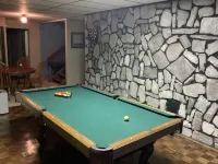 *Waterfront House on Lake Norman, Pool & Private Dock, Sleeps 1