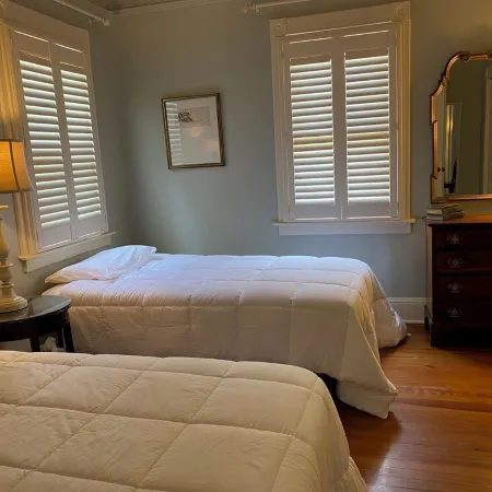Elegant Historic Cottage in Downtown Edenton