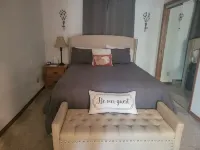 Hillsboro Driftless Guesthouse is cozy and ready for you!