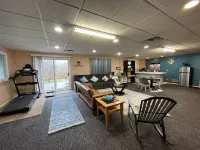 Luxury Guest Place: Very Close to Lake and Downtown