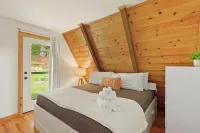 "A Frame Haven" - w/ Hot Tub and NC Mountain Views by the New River