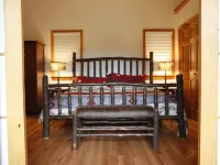 Luxury Mnt. View Cabin with game room, hot tub, fire pit and private ski trails Hotels in Jay