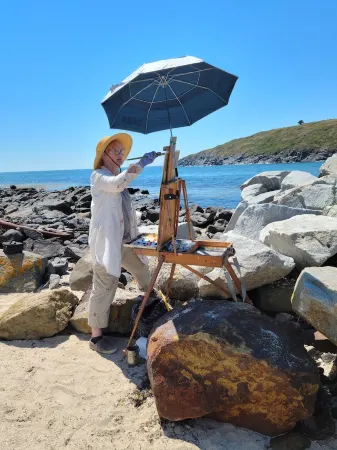 1890 Captain's House N.E. Charm w/Water Views over Mill Cove 5mins walk to town.