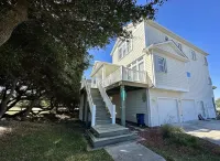 Holy Mackerel -Gorgeous, large home -Ocean view & Sound view -Great for families