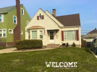 Cozy & Quiet beautiful 4 bedrooms , close to downtown, Cleve clinic