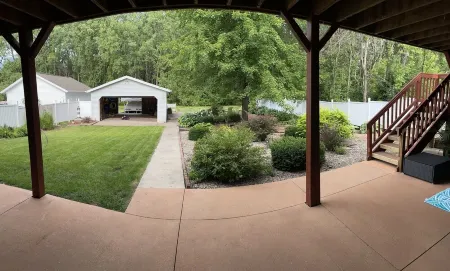 WolfDen Getaway-Winnebago Channel