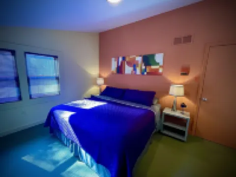 Hummingbird Hideaway