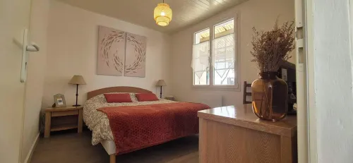 Charming House in le Vieil, 50m from the Beach.